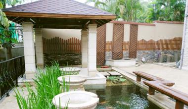 别墅庭院景观鱼池案例